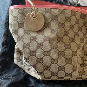 Aunt GUCCI Pink Trim Shoulder Bag